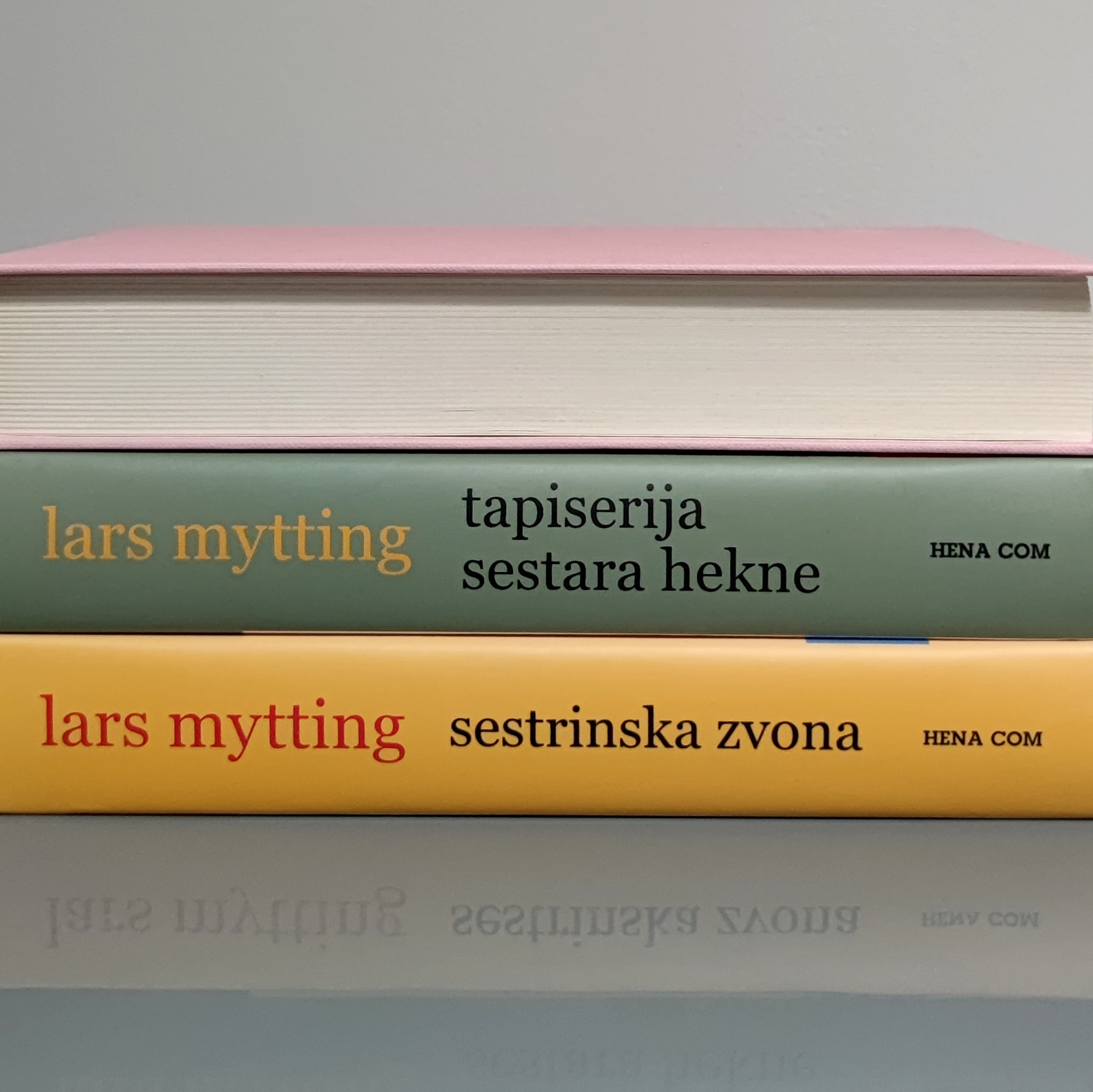Dugo iščekivani treći dio trilogije “HEKNE” Larsa Myttinga uskoro stiže! Dugo iščekivani treći dio trilogije “HEKNE” Larsa Myttinga uskoro stiže!